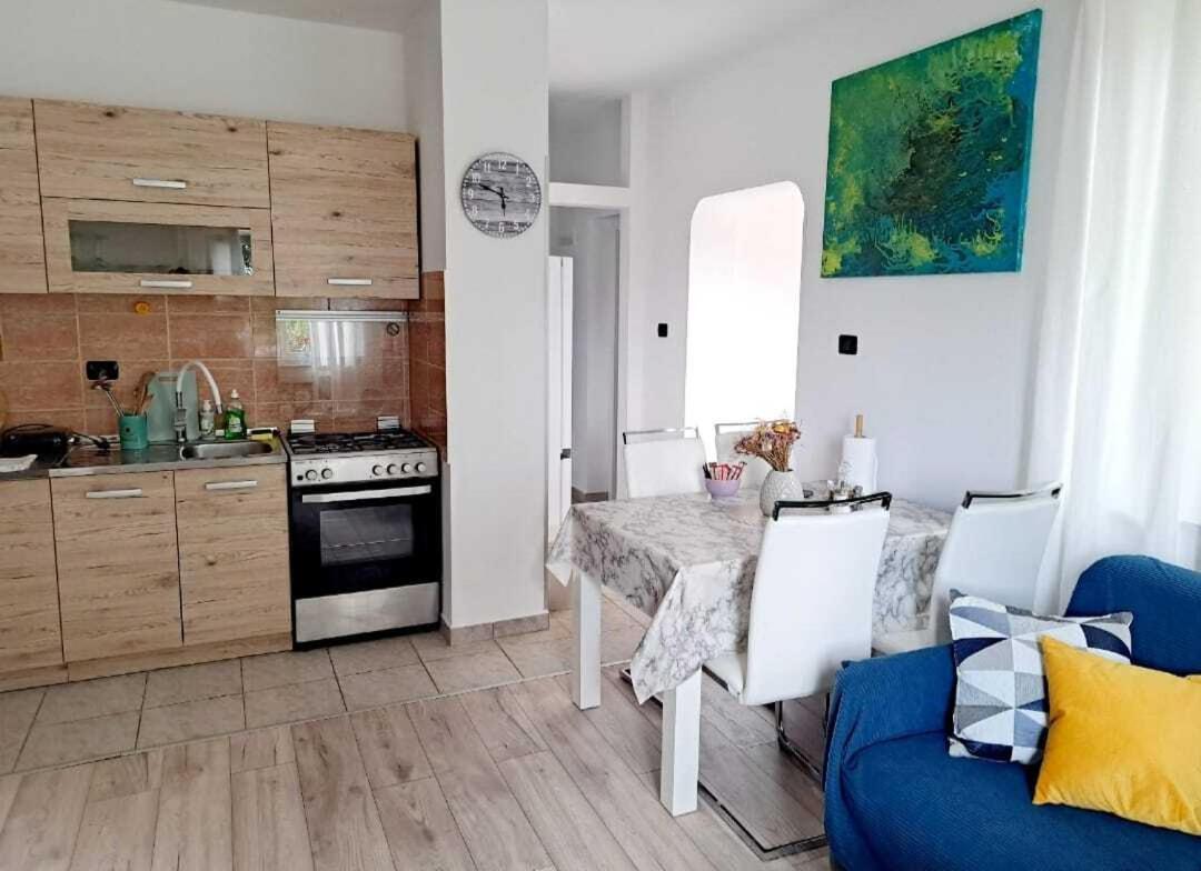 Apartman Melita Galižana Екстериор снимка